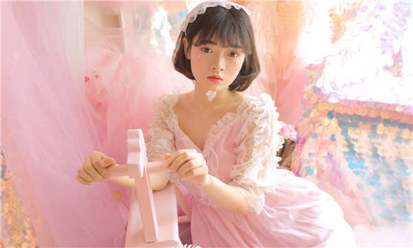 顺义供卵试管代怀生子多少钱？这一直是很多不孕不育家庭关注的话题。在中国，不孕不育的发生率越来越高，根据《中国不孕不育现状调研报告》显示，育龄夫妇的不孕不育率从20年前的3%增长至现在的12.5%-18.2%，患者人数高达6000万以上。在这样的背景下，许多家庭通过供卵试管来实现自己的生育梦想。那么，供卵试管代怀生子的费用到底是多少呢？